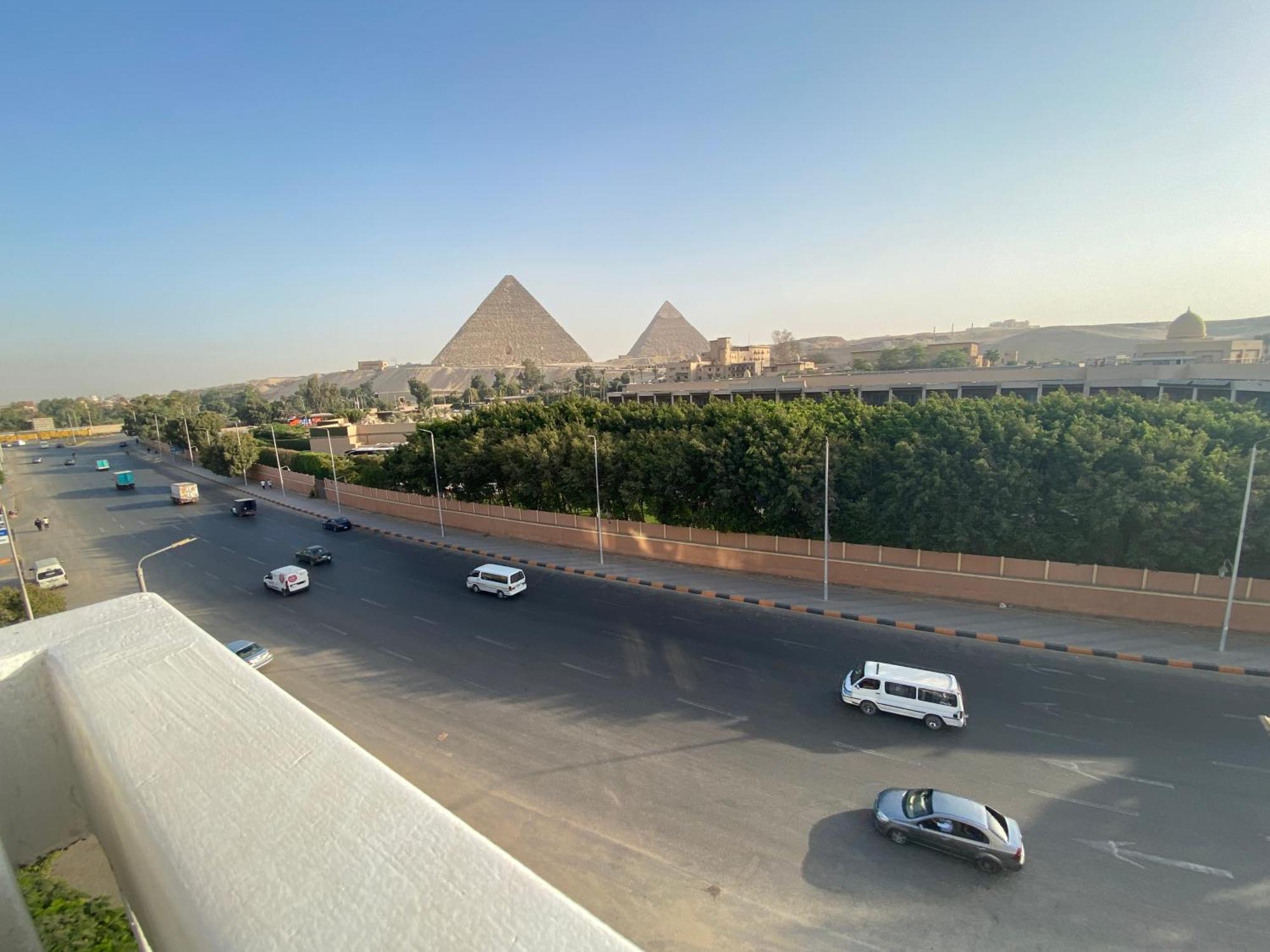 Апартаменты The Pyramid Area Vibe Каир Экстерьер фото